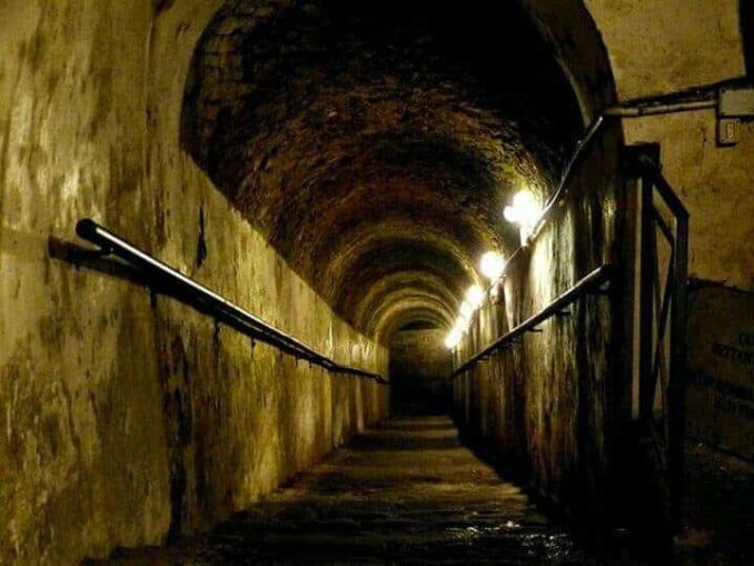 Neapel Untergrund Napoli Sotterranea Bild 3 NeapelUntergrundNapoliSotterraneaBild