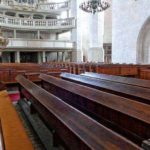 Bänke und Emporen der Wenzelskirche