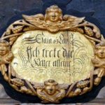 Innenschrift in der Kirche