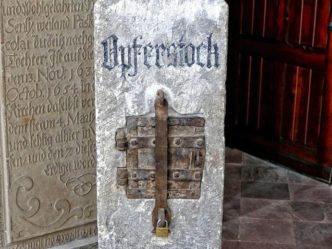 Opferstock in der Wenzelskirche wenzelskirche naumburg 019