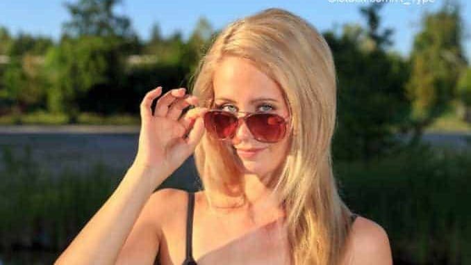 Augenschutz Frau mit Sonnenbrille im Sommer
