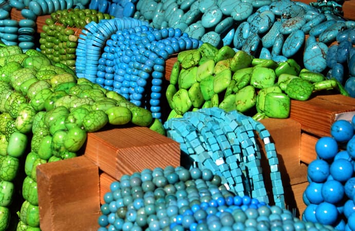 Blaue und grüne Türkis-Halsketten 