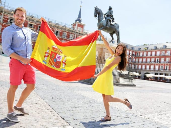 Junges Paar in Spanien