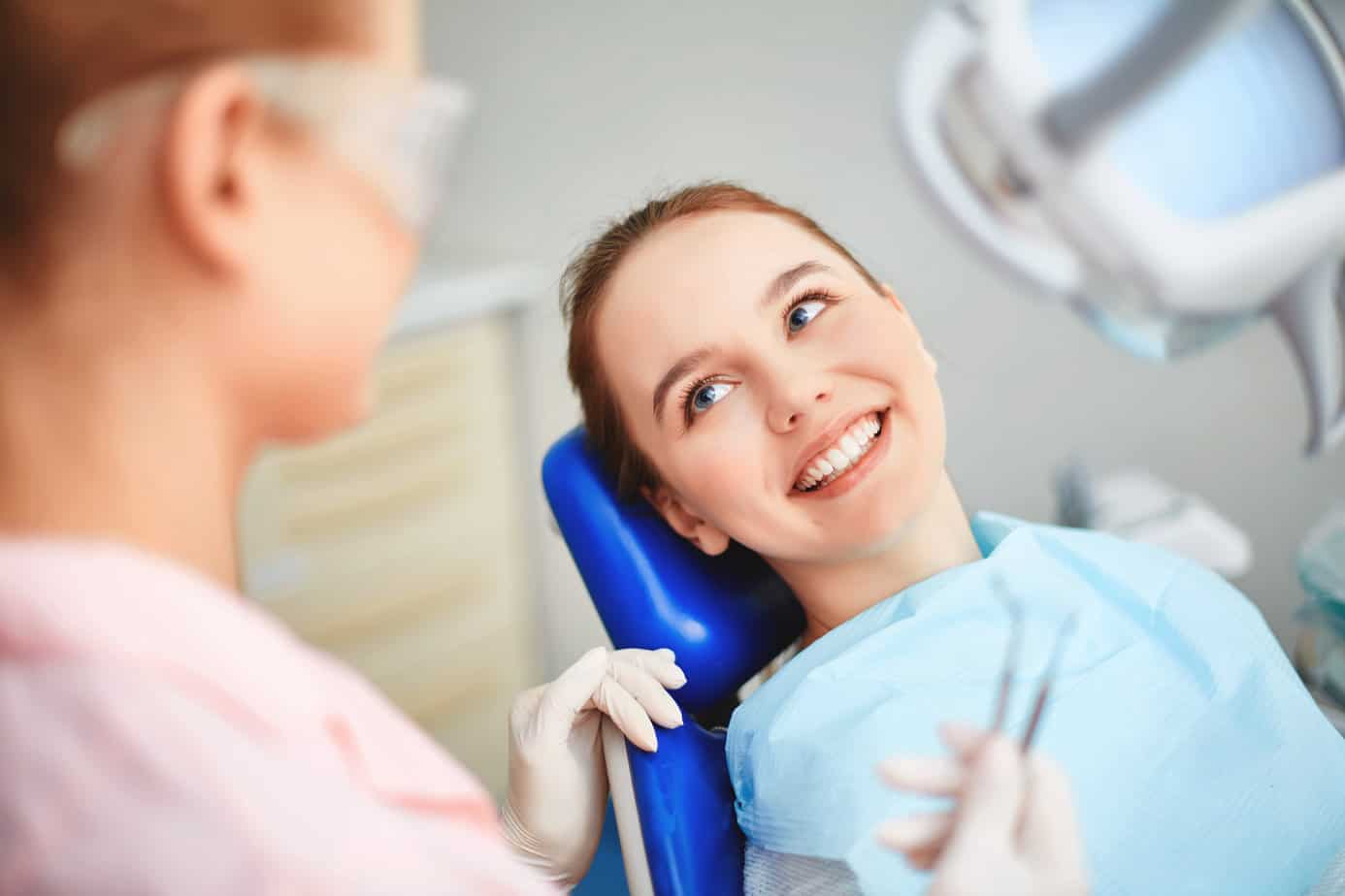 Kontrolle beim Zahnarzt 