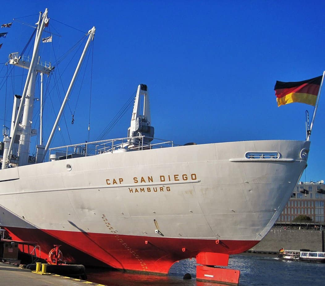 Cap San Diego Hamburg / Ehemaliges Frachtschiff als Eventlocation
