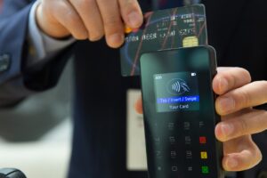 Kreditkarte mit Scanner