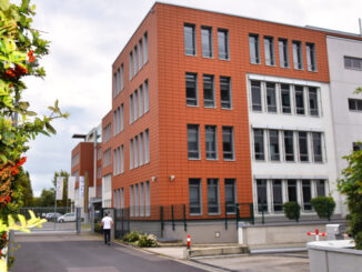 Hauptverwaltung der SCHUFA Holding AG in Wiesbaden-Schierstein